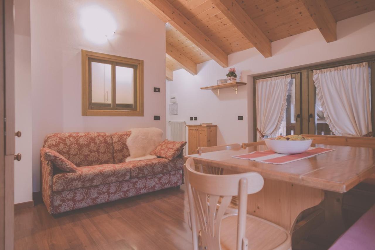 Rta Torre Del Brenta Aparthotel Мадона ди Кампильо Екстериор снимка