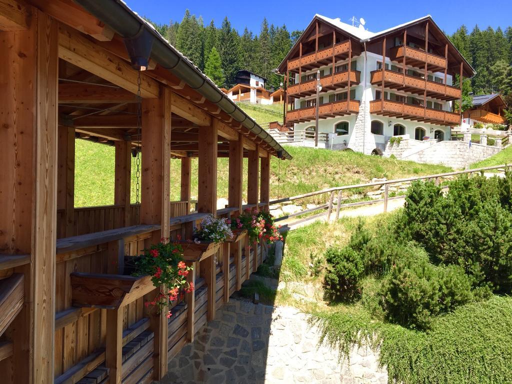 Rta Torre Del Brenta Aparthotel Мадона ди Кампильо Екстериор снимка