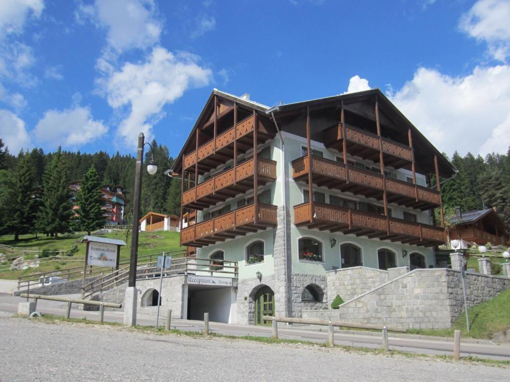 Rta Torre Del Brenta Aparthotel Мадона ди Кампильо Екстериор снимка